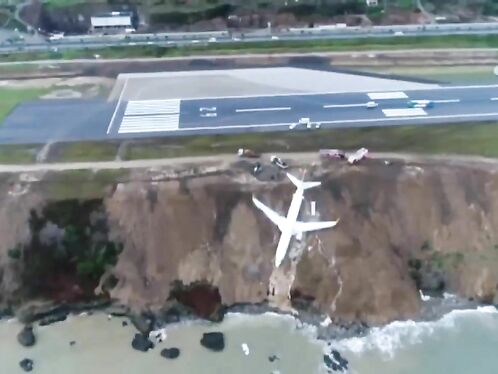 Pegasus Airlines Plane Leaves Runway In TÃ¼rkiye