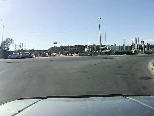 Speeding Causes Brutal Head-on Collision