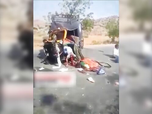 Serious Accident Involving Autorickshaw In India