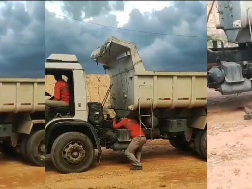 Workers Lose Their Minds Due To Stress