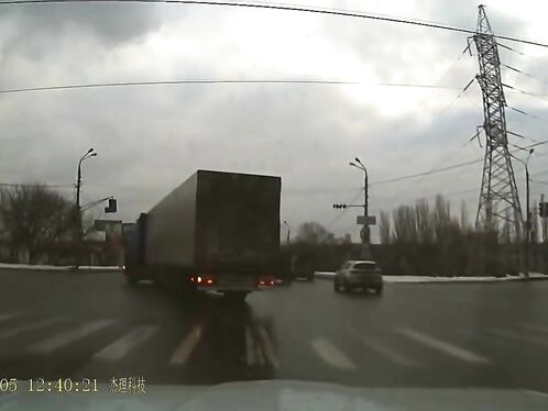 The Sudden Appearance Of The Truck Ended In A Brutal Head-on Collision