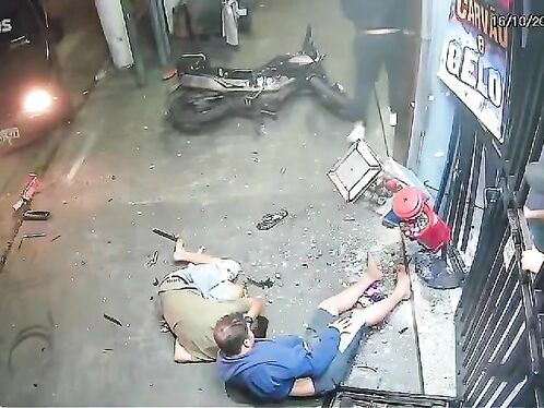 The Out-of-control Car Left The Victim Behind