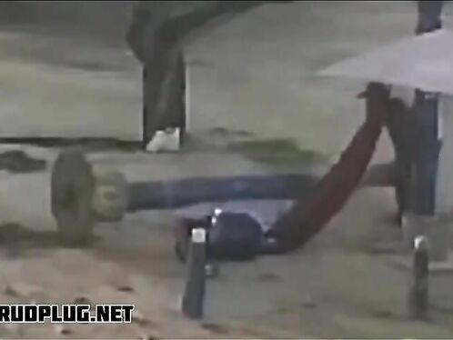 Street Vendor Killed By Wooden Pole