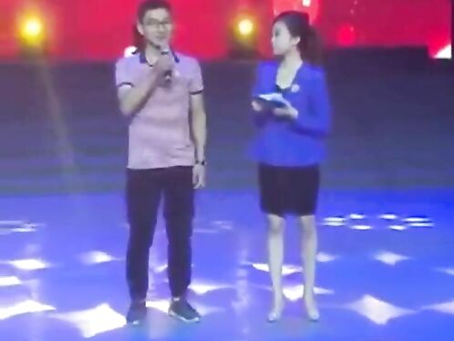 Female Host Fainted During Live Broadcast