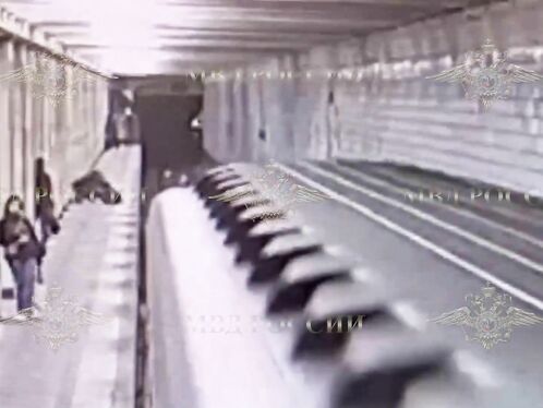 Psychopath Pushes Girlfriend In Front Of Train Over Breakup