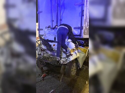 Parking On A Busy Highway Becomes A Disaster