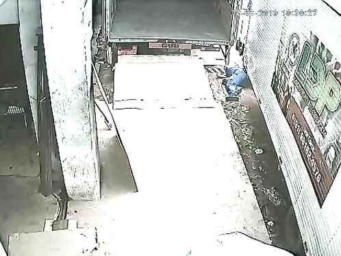 Work Accident: Man Crushed By Two People