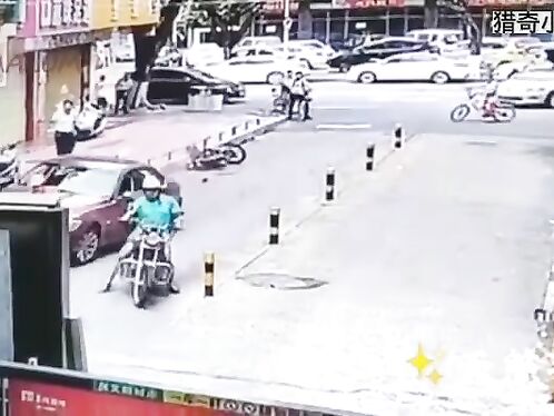 Driver On Moped Hits Couple (action And Consequences) Y