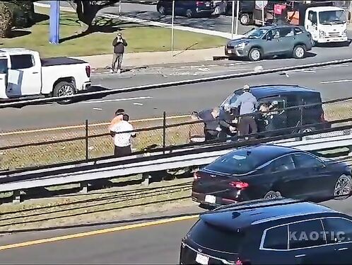 New York Car Accident Turns Into Street Fight