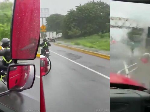 Bathing The Middle Finger