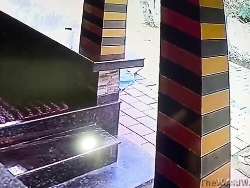 The Teacher Suddenly Fell From The Workbench And Died