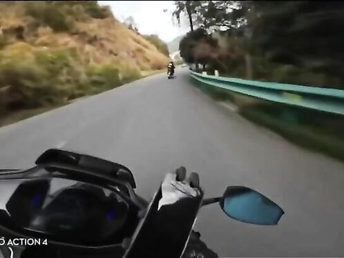 E-scooter Rider Encounters Sleeping Driver