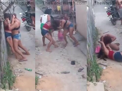 The Woman Tried To Resist, But Was Unfairly Shot By Another Woman