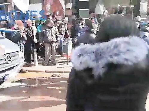 Bulgarian Police Use Pepper Spray During Protests
