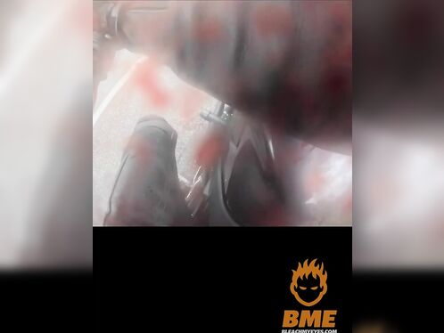 The Kite String Cut The Cyclist's Hand, Causing Water To Leak All Over His Body