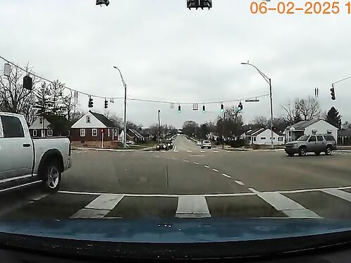 This Idiot Turned Left On Red As If It Was Green