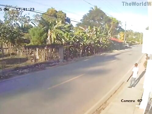 Kill 3 People In One Second