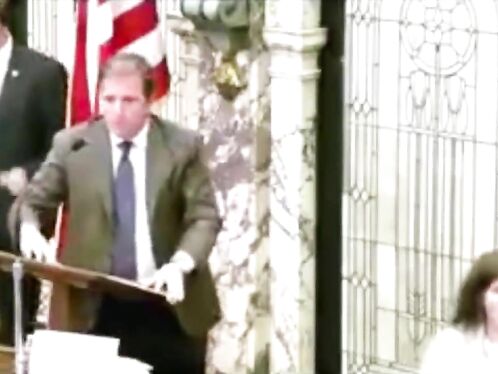 Mississippi Lieutenant Governor Faints After Falling On Senate Podium