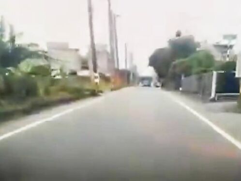 Motorcyclists Lose Control Of Traffic