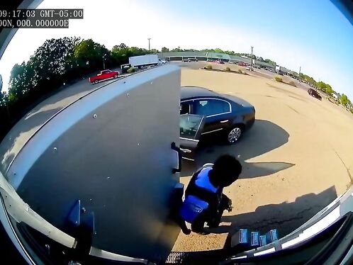 Armored truck driver robbed in Ohio