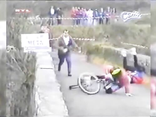 Cyclist crashes over railing during race