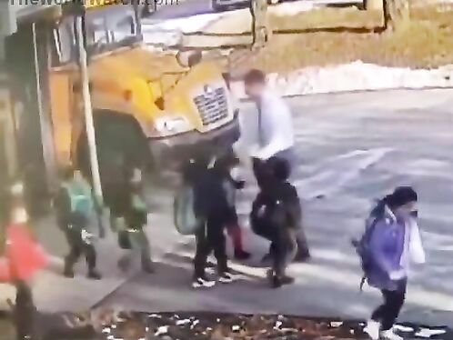 Man causes panic during a school cafeteria lunch