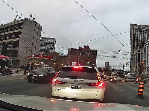 Entitled driver ignores no left turn sign