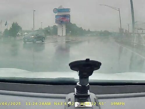 Truck driver almost crashes in dense fog