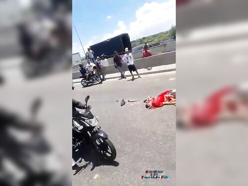 Truck makes a costly mistake on bridge