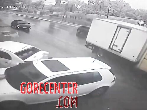 A car gets hit from behind after stopping in the middle of the road