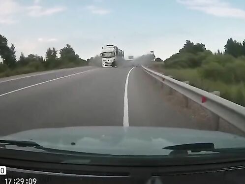 Car narrowly avoids collision