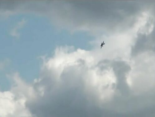 Fighter jet performs an incredible aerial maneuver